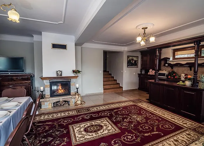 维拉阿兹亚水疗及健康酒店 公寓 *