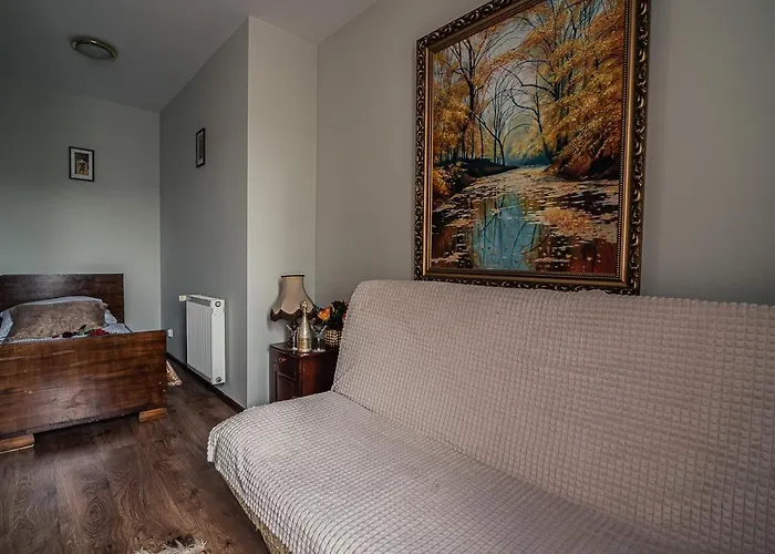 维拉阿兹亚水疗及健康酒店 *