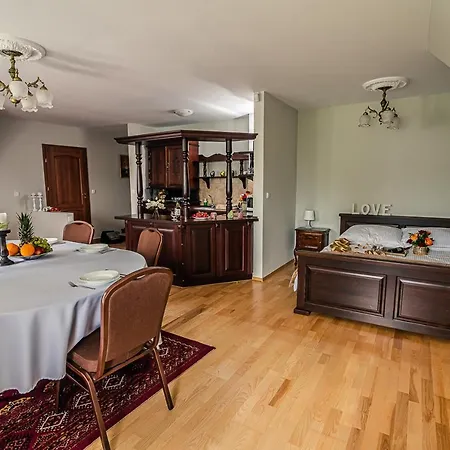 Azja Spa & Wellness Lägenhet *